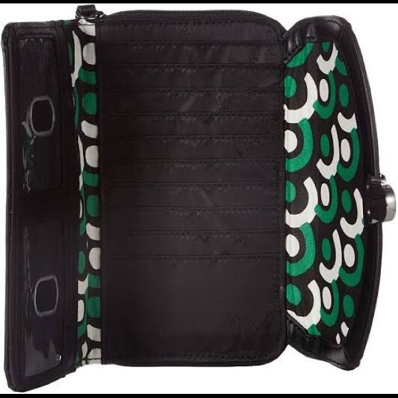 NWT wristlet by Vera Bradley - Picture 5 of 15